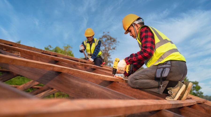Professional New roof installation in Cave In Rock, IL